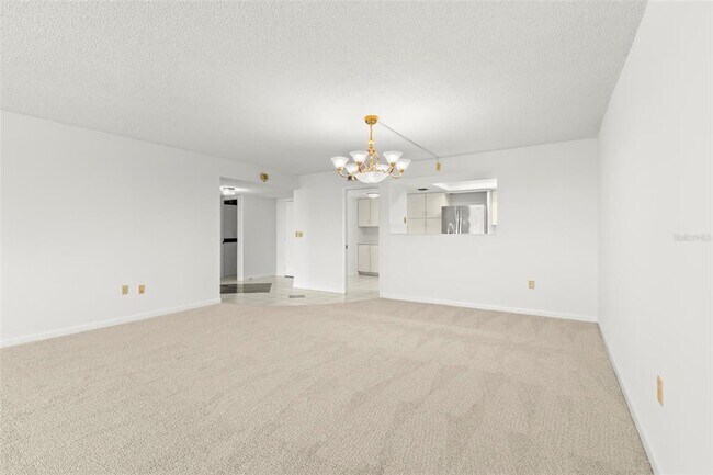Building Photo - 700 Island Way