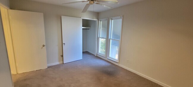 Building Photo - 1055 Quinn St