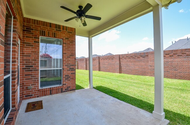 Building Photo - 3910 Jade Cove Ln