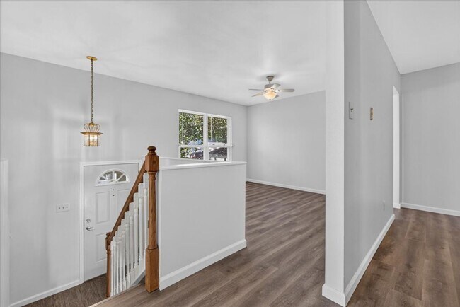 Building Photo - 18 Spring Song Ct