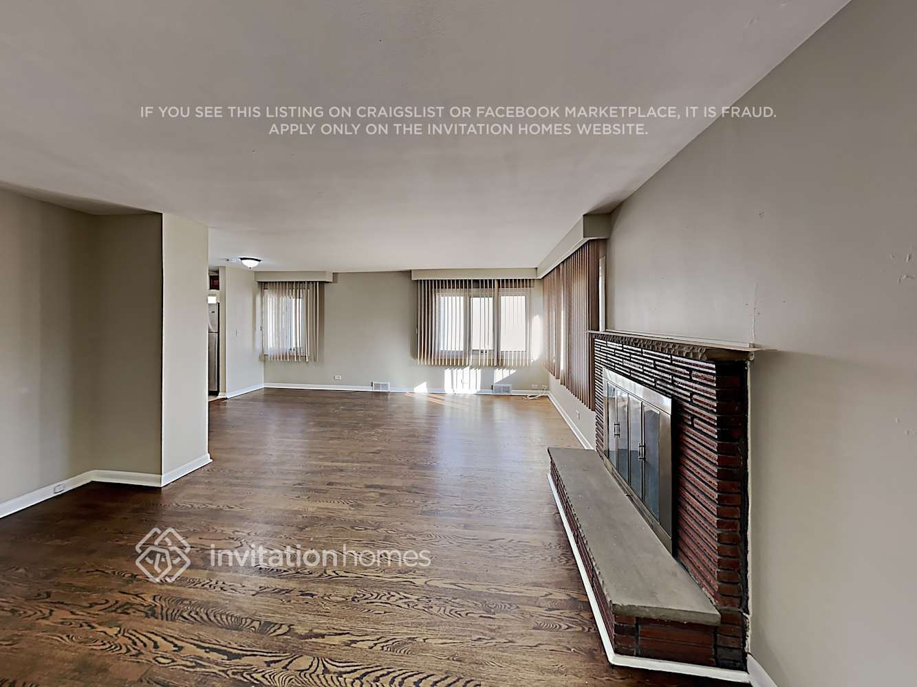 Building Photo - 9632 Mansfield Ave