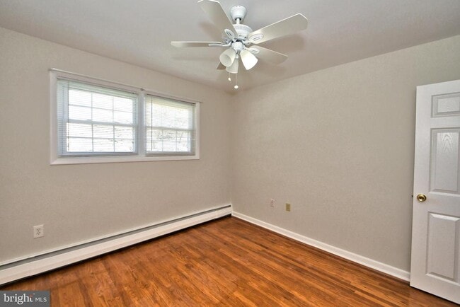 Building Photo - 436 Anthony Rd