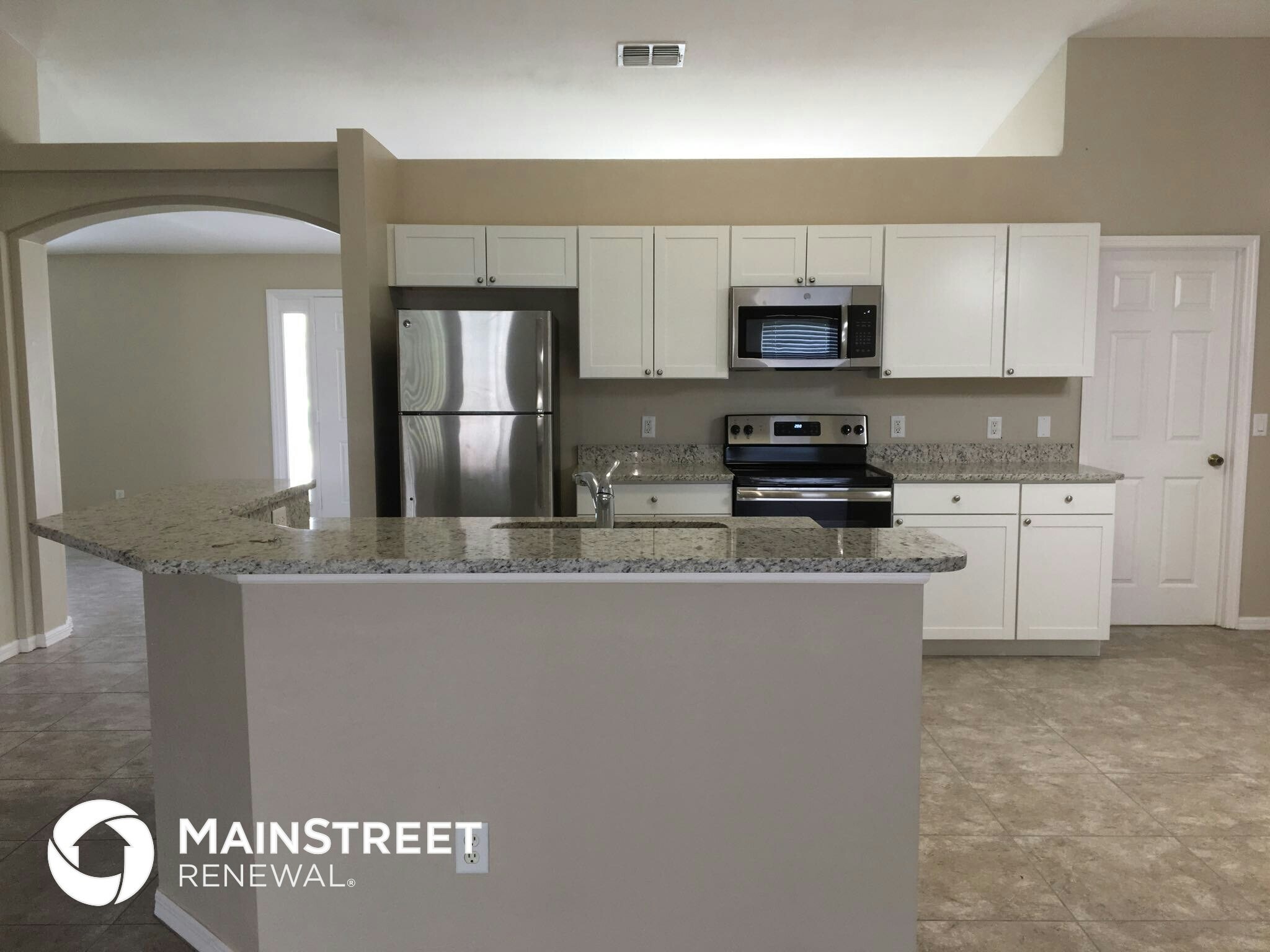 Building Photo - 622 SW 11th Ave