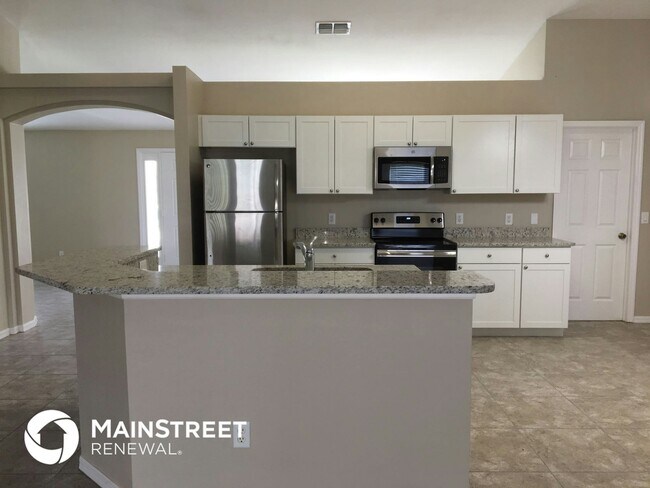 Building Photo - 622 SW 11th Ave