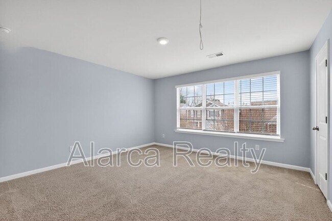 Building Photo - 147 Cherry Birch St