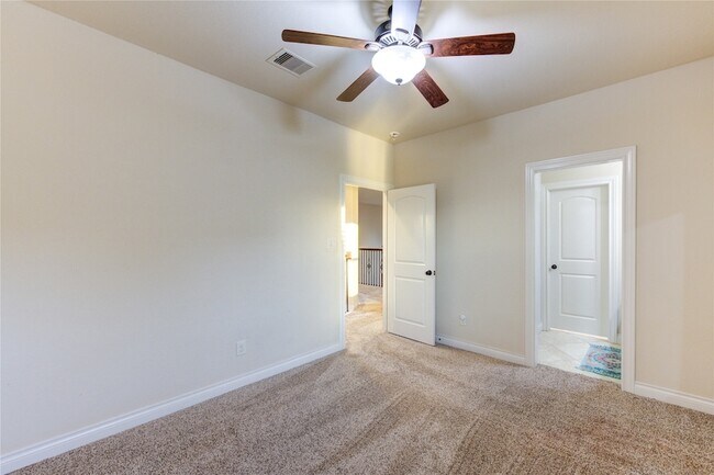 Building Photo - 11227 Dunstan Hill Dr