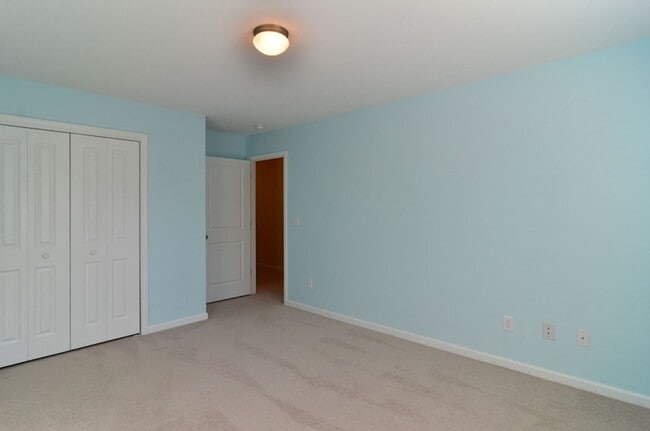 Building Photo - 242 Hawkins Creek Rd