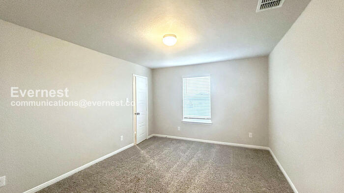 Building Photo - 5114 Topaz Bnd