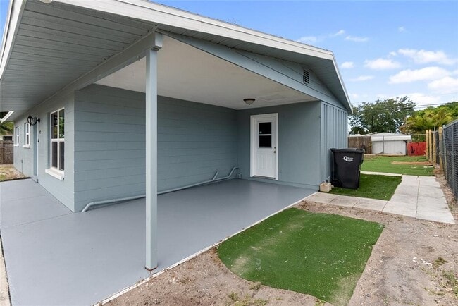 Building Photo - 6432 26th St W