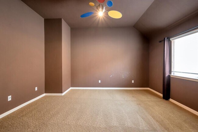 Building Photo - 3319 Viking Landing Ct