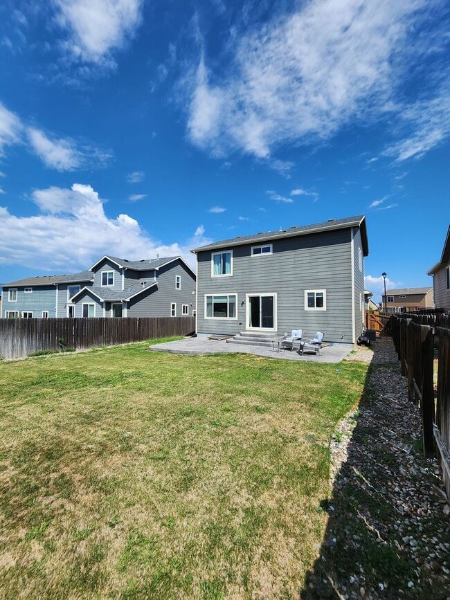 Building Photo - Beautiful 2-Story Home with Finished Basem...