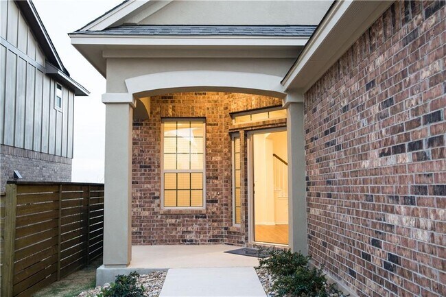 Building Photo - 3651 Sandy Brook Dr