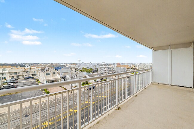 Building Photo - 9400 Atlantic Ave