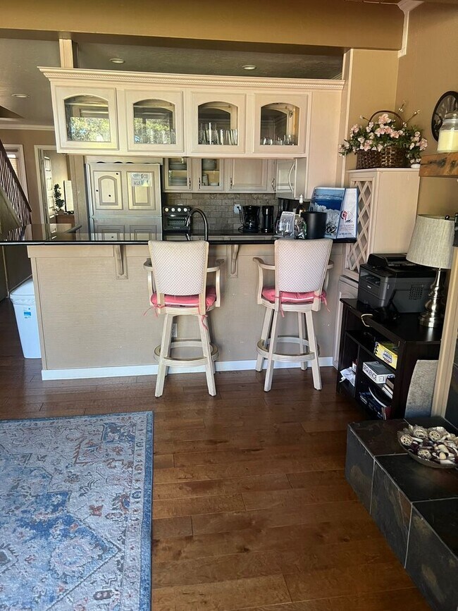 Building Photo - Lovely 3Bd condo in the Tahoe Keys with a boat slip avail. for a Seasona rental (3-6 months)! Cal...