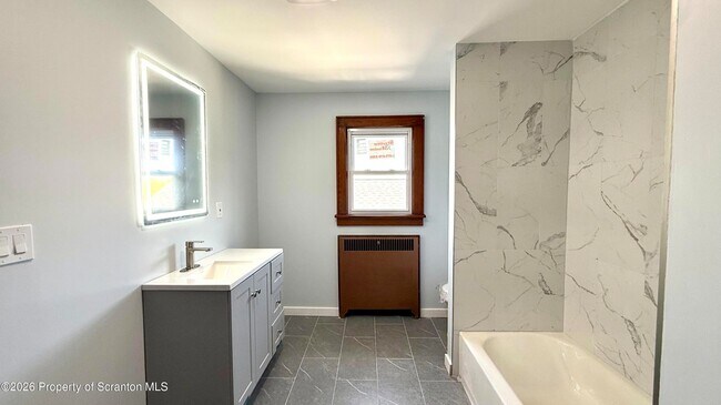 Building Photo - 58 Jackson St