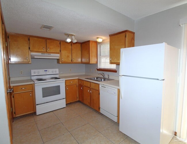 Building Photo - 5306 Windham Rd