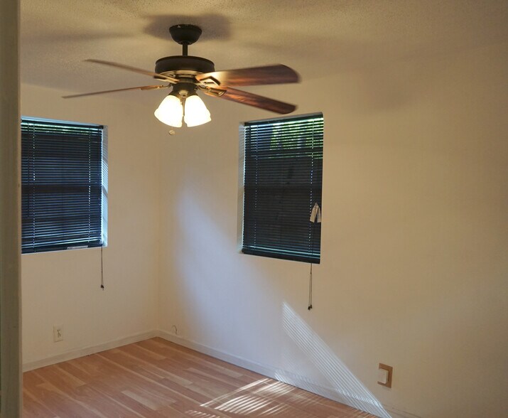 Building Photo - 5170 Cordell St
