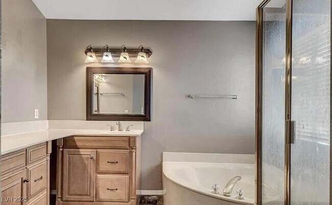 Building Photo - 7720 Leavorite Dr