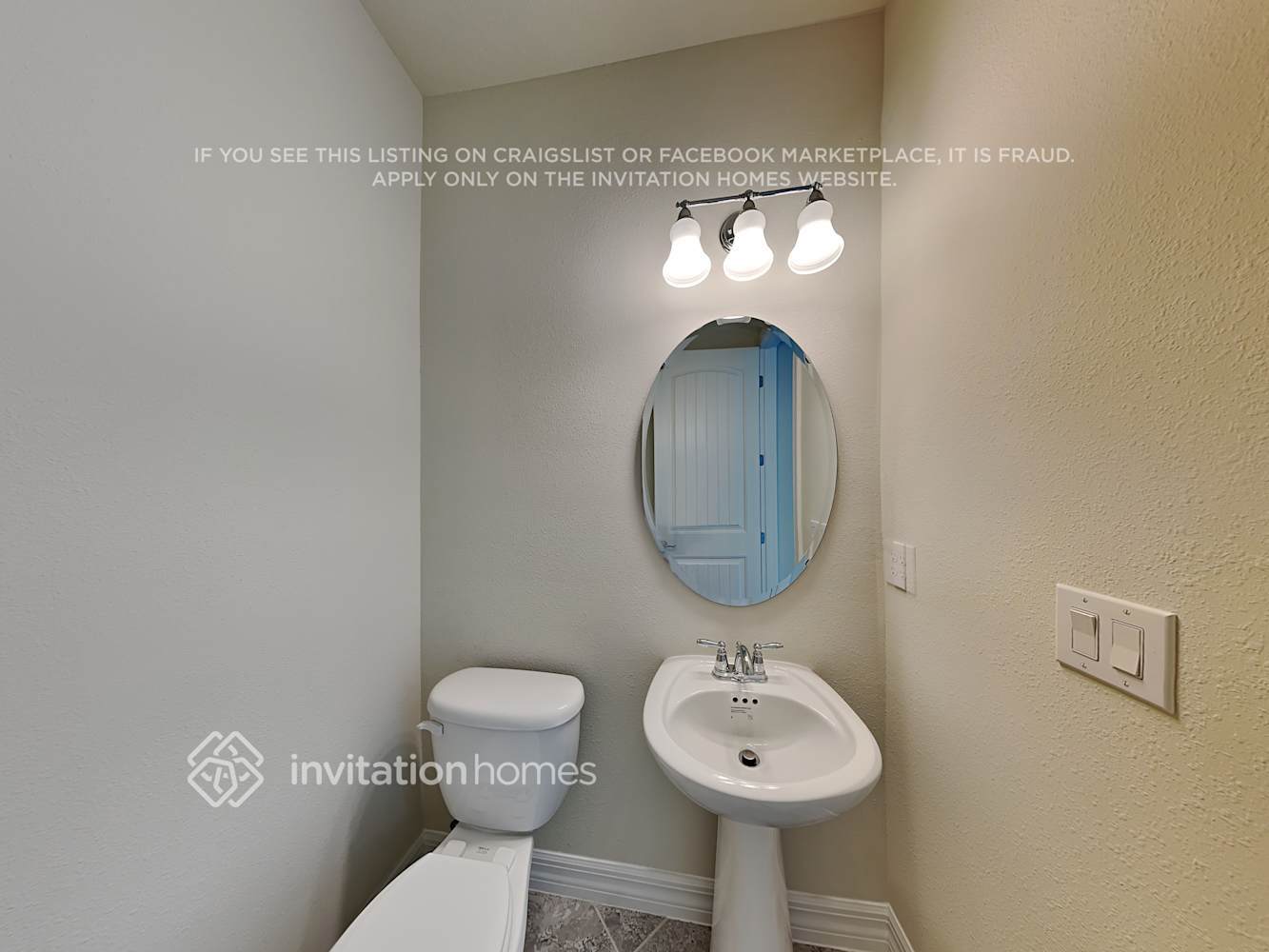 Building Photo - 5167 Royal Point Ave