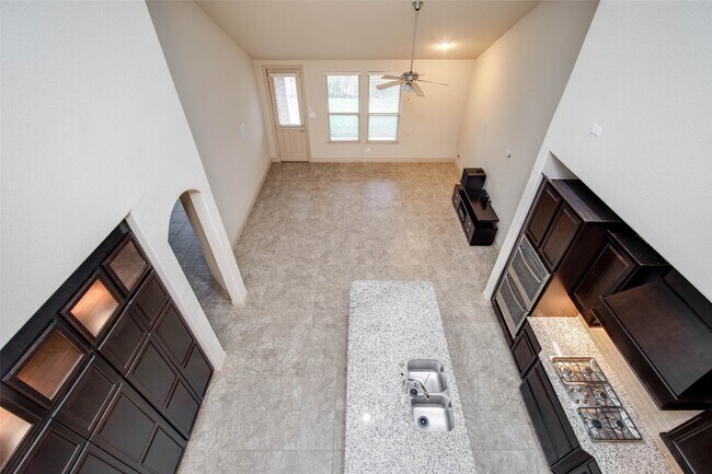 Building Photo - 24111 Valencia Ridge Ln