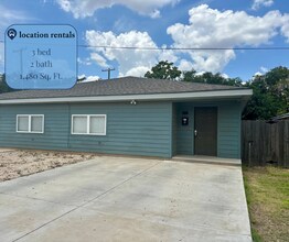 Building Photo - Modern 3/2!