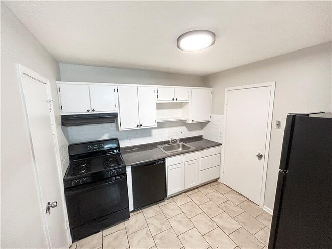 Building Photo - 2251 Salt Springs Pl