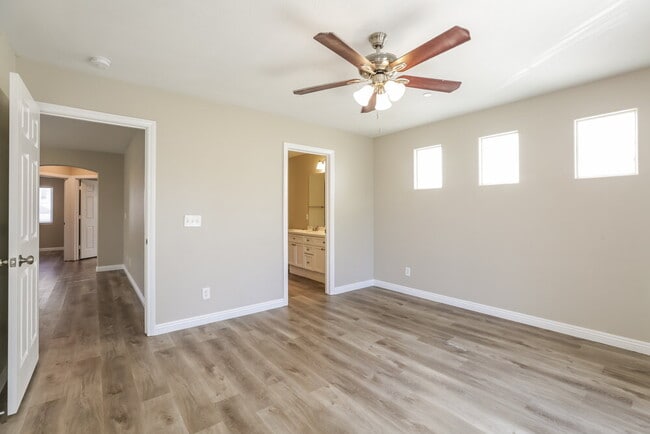 Building Photo - 7706 Unicorn Tapestry Ct