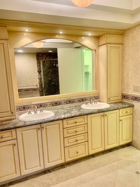 1st bath - 2142 Century Park Ln
