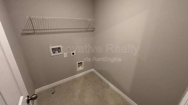 Building Photo - 1061 Desert Candle Dr