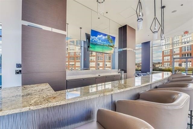 Building Photo - 1125 Maxwell Ln