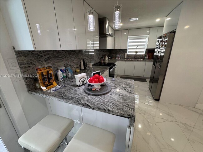 Building Photo - 10412 SW 173rd St