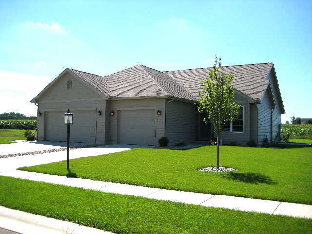 Primary Photo - 18308 Barrington Dr