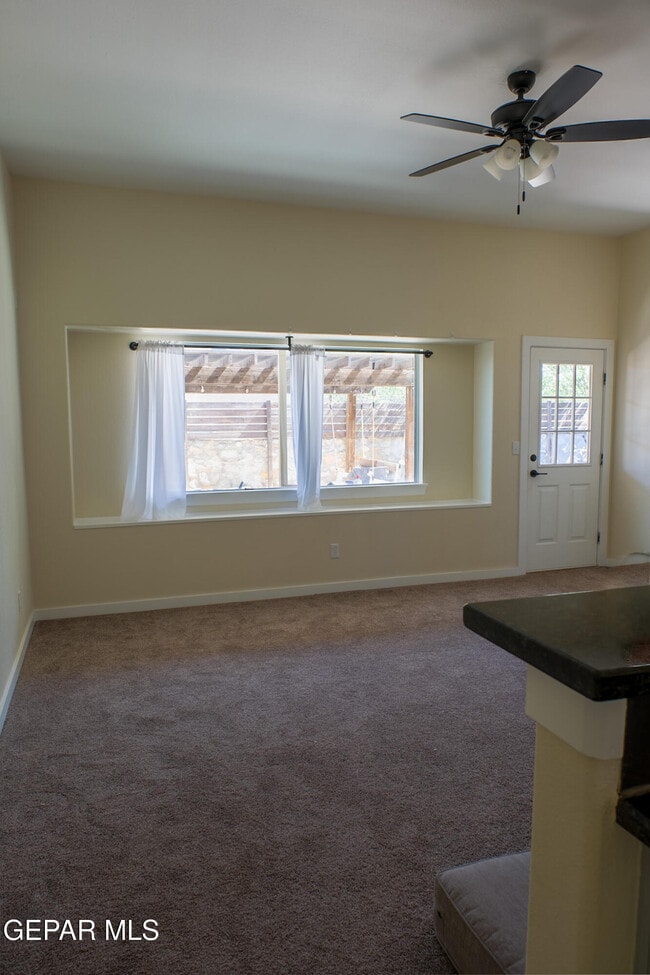 Building Photo - 14273 Hacienda Rock Dr