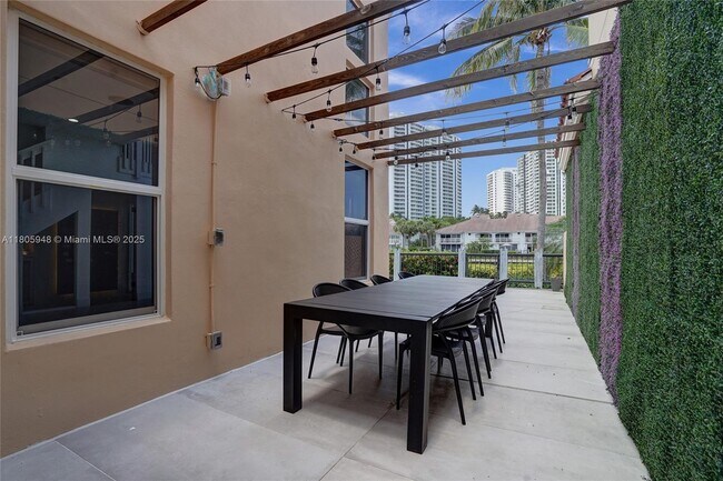 Building Photo - 3757 NE 208th Terrace