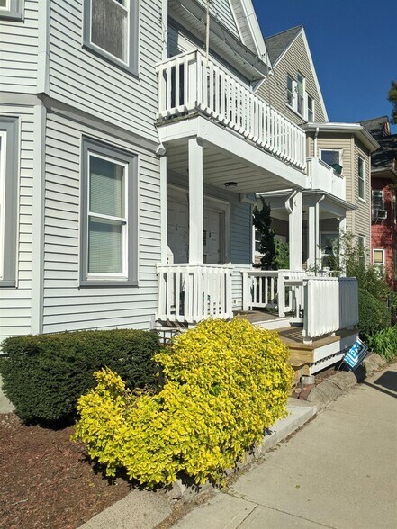 Building Photo - 383 Highland Ave