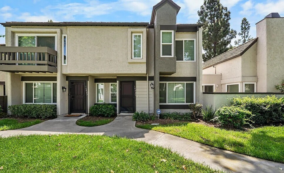 Building Photo - 16429 Westbrook Ln