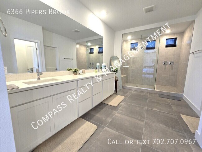 Building Photo - 6366 Pipers Brk Ln
