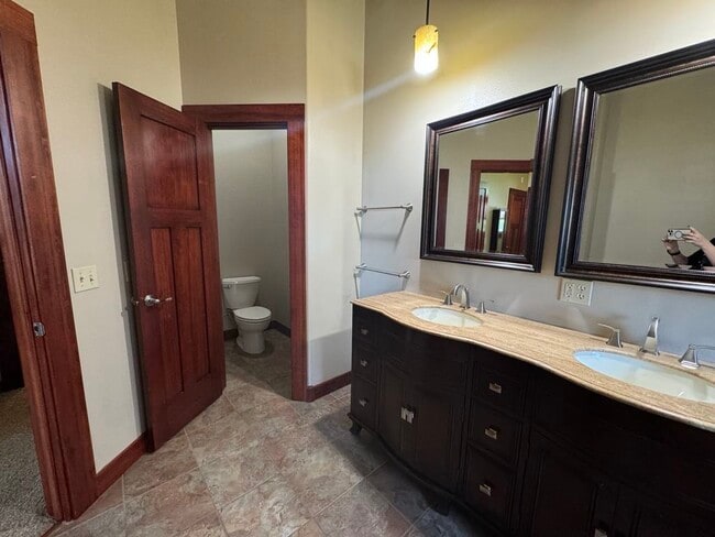 Building Photo - 4045 Audubon Way