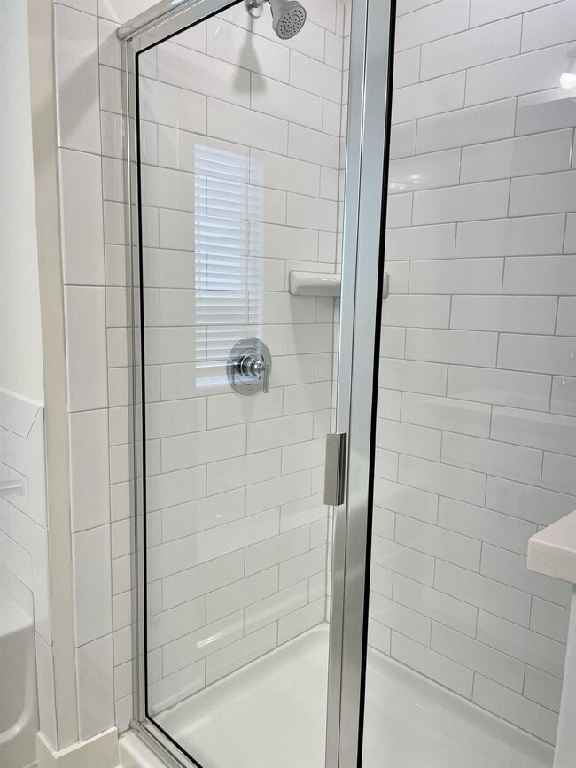 Building Photo - 374 Auburn Valley Wy