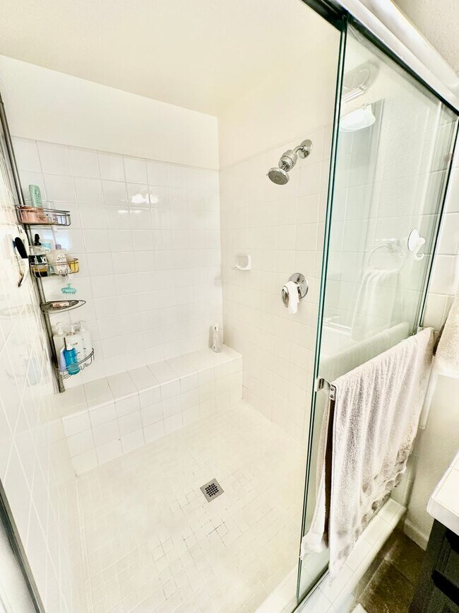 Building Photo - Newly Built 3/2.5 Bonadelle Home in Riverstone Community