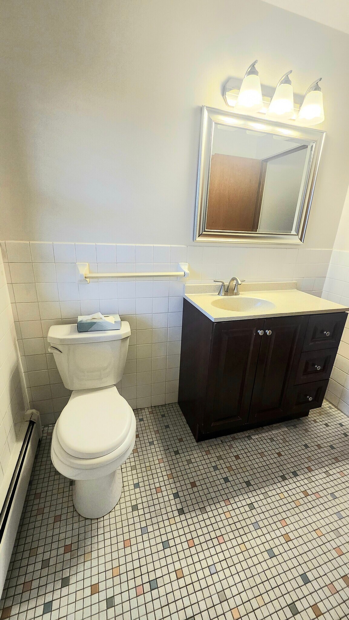 Building Photo - 7224 33rd Ave N