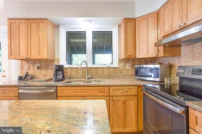 Building Photo - 14801 Arabian Ln