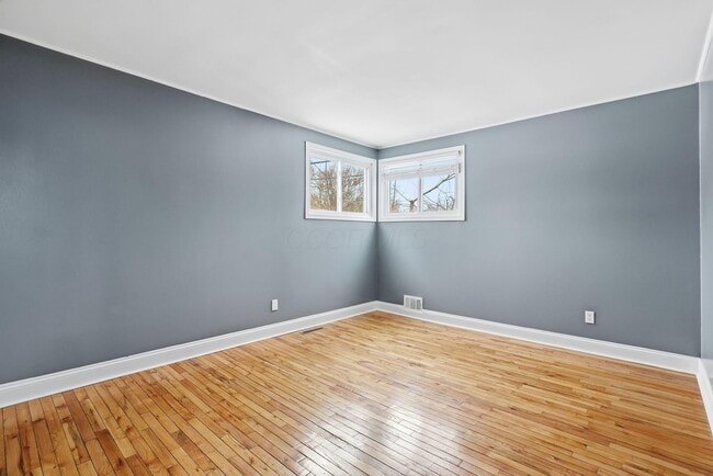 Building Photo - 3042 Rightmire Blvd