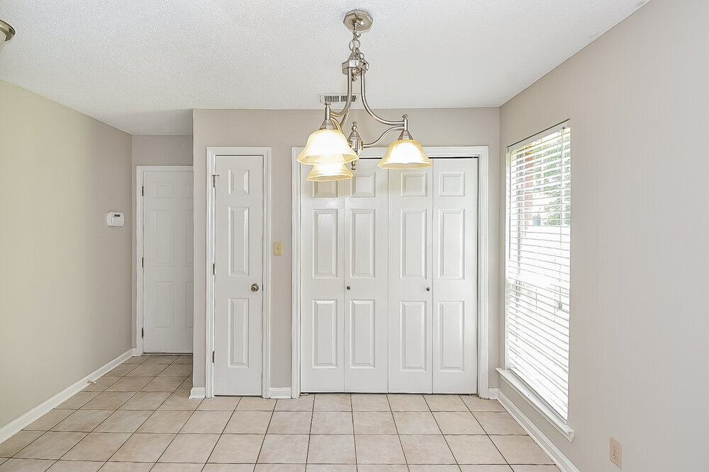 Building Photo - 4483 Shadow Glen Cove