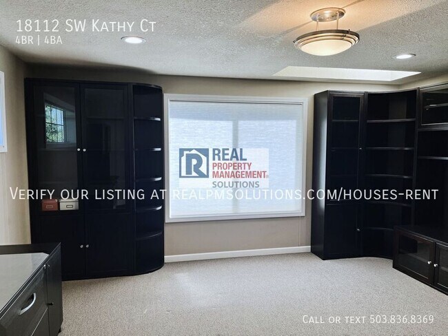 Building Photo - 18112 SW Kathy Ct
