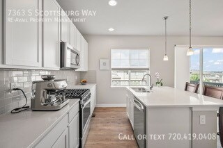 Building Photo - 7363 S Scottsburg Way