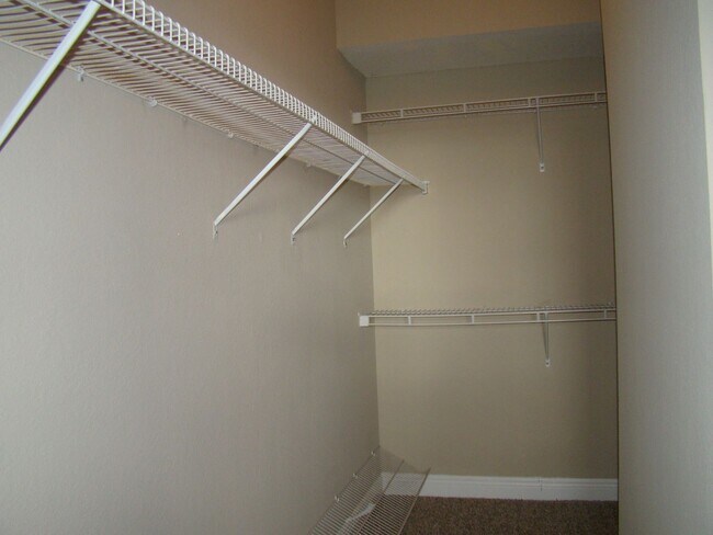 Building Photo - Limited Time Pricing! Move in by Sept 12 g...