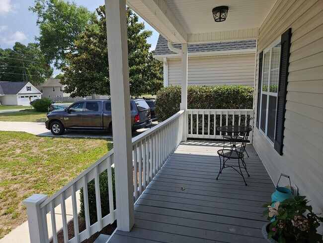 Building Photo - 142 Shellbank Dr