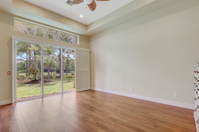 Building Photo - 9400 Briarcliff Trace