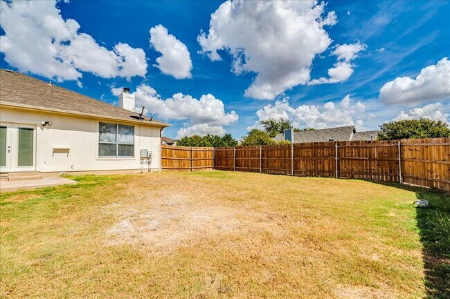 Building Photo - 1021 Black Locust Drive West